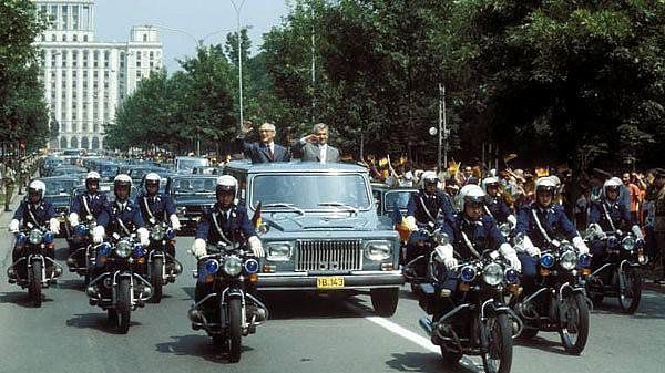 Fiscul îi vinde mașina de suflet a lui Ceaușescu