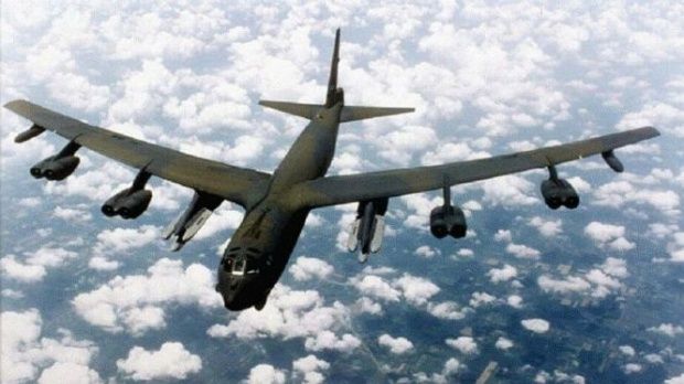 Un comandant de escadrilă de bombardiere B-52 a fost concediat. Motivul? INCREDIBIL 