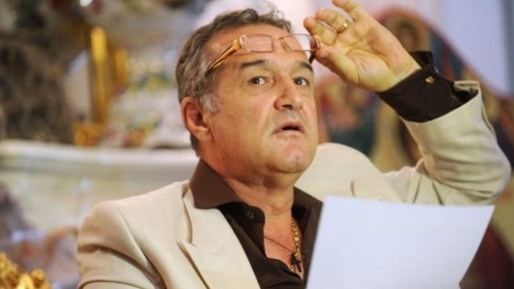 Becali a fost ironizat: "El centrează, el dă cu capul!"