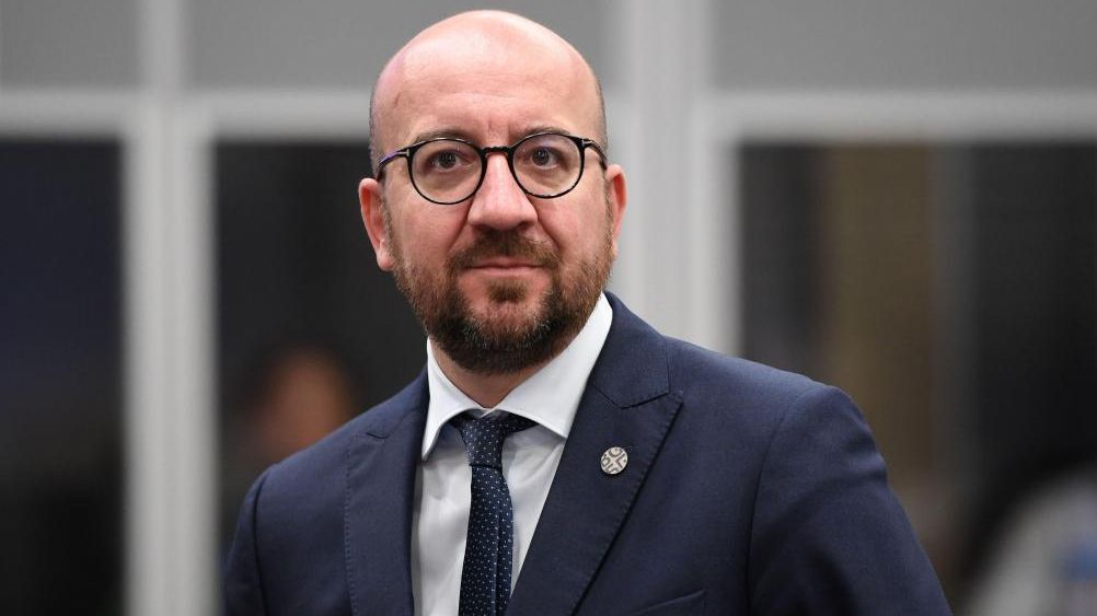 Prim-ministrul A DEMISIONAT, după moțiunea de cenzură: Respect deciziile