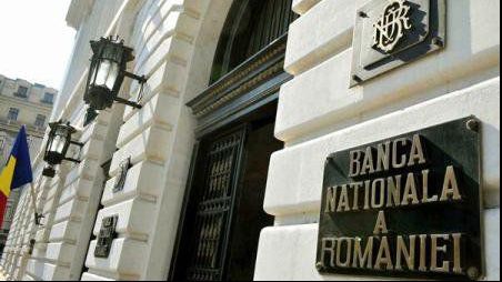 Aderarea la euro, în impas: BNR acuză lipsa disciplinei bugetare și inflația ridicată. Motivul pentru care Bulgaria i-a luat fața României
