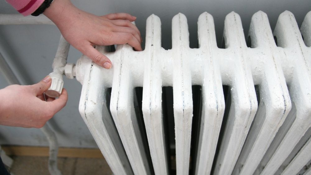 București, capitala frigului. Datoriile Termoenergetica lasă oamenii în frig: ce spune Nicușor Dan