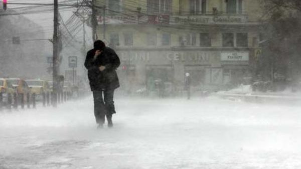 Avertizare cod galben de vânt în 14 judeţe