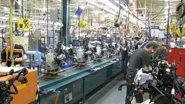 Afacerile din industrie, pe plus în primele 10 luni din 2018