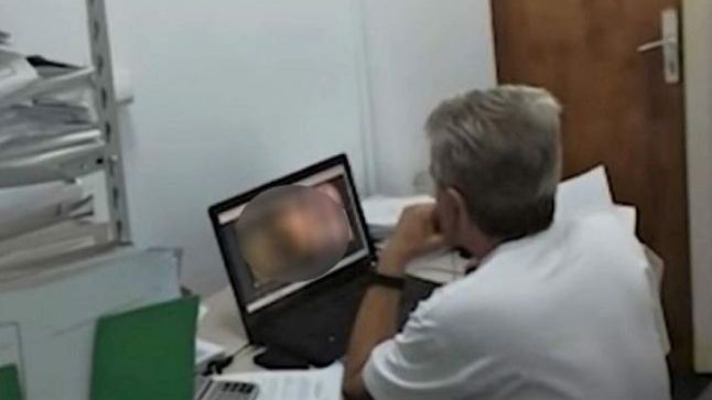 Inspectorul porno de la Finanţe, reîncadrat în muncă