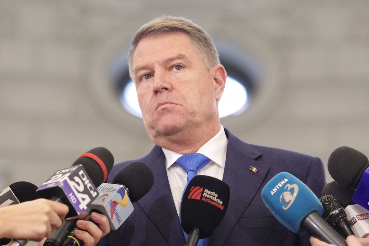 Război TOTAL între palate: Replica lui Dragnea pentru Iohannis după ce acesta l-a făcut infractor 