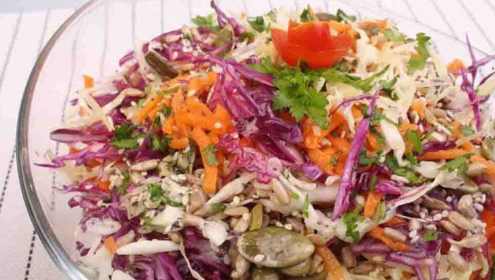 Dieta care te ajută să nu te îmbolnăvești niciodată. Ce trebuie să mănânci?