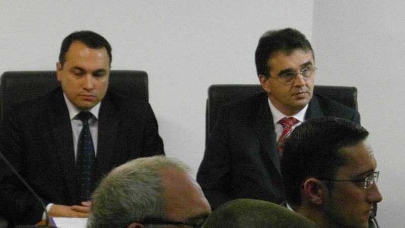 Risipă de proporții! Pe ce cheltuiește o primărie sume colosale