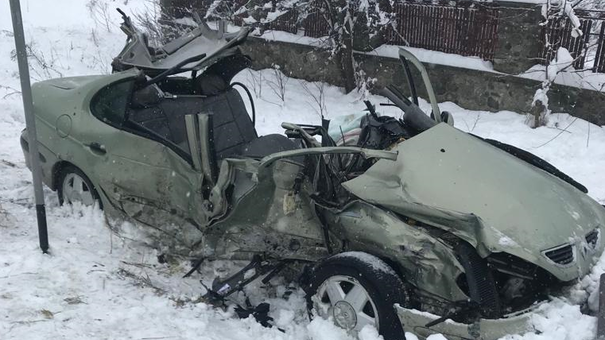 Accidente rutiere grave din cauza condițiilor meteo: Un mort, zeci de răniţi