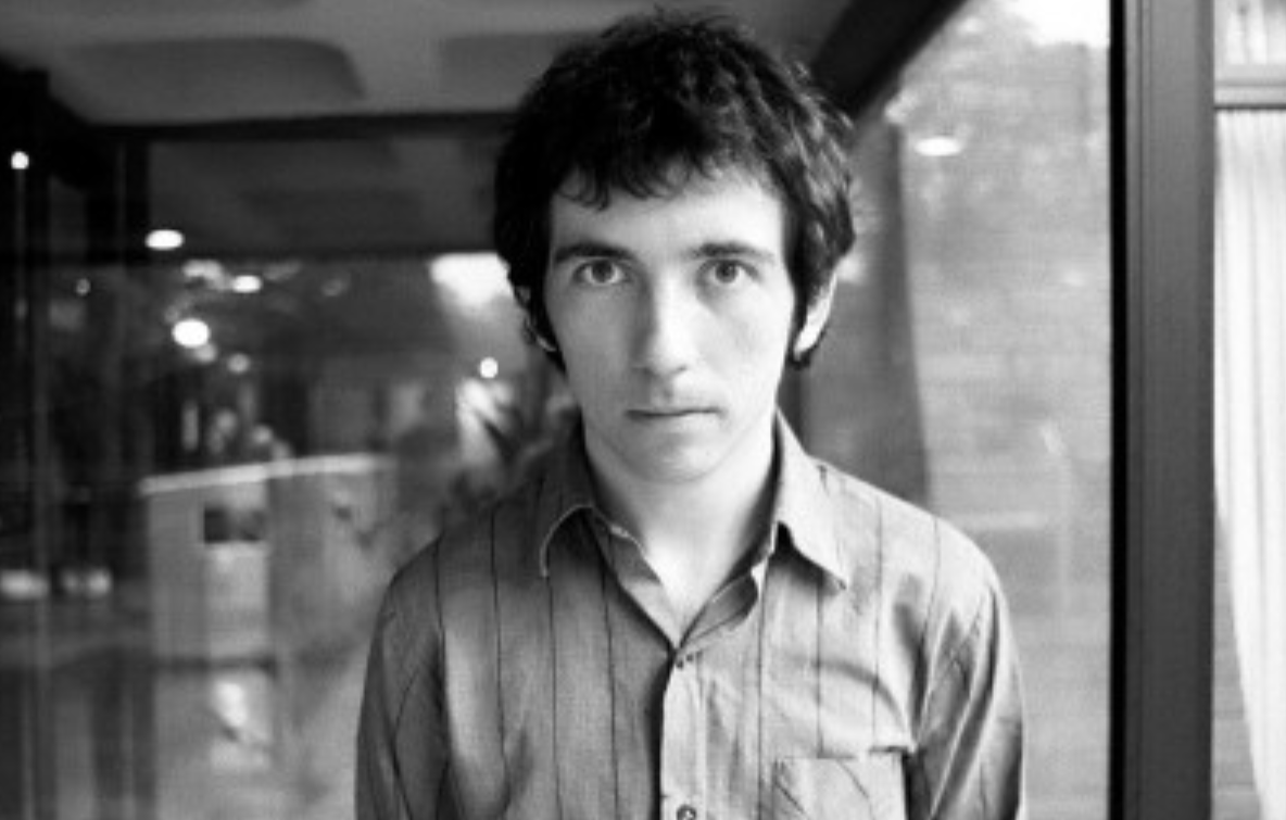 A MURIT o legendă a muzicii punk, în urma unui infarct