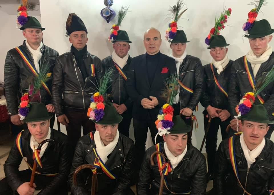 Rareş Bogdan, imagini de colecţie alături de cei mai fideli admiratori ai săi