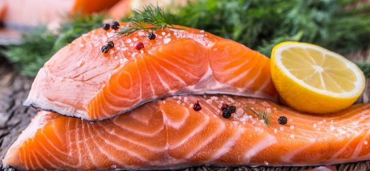 Alertă alimentară! File de somon norvegian retras de la vânzare din cauza prezenţei bacteriei Listeria