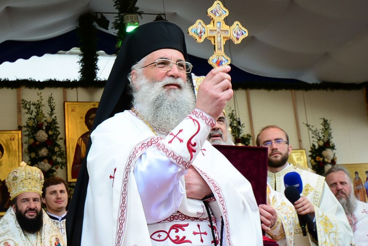 Explicație bizară în presa BOR: ”Boala, urmarea păcatului”. Plus: Atac la ambasadori, după model PSD