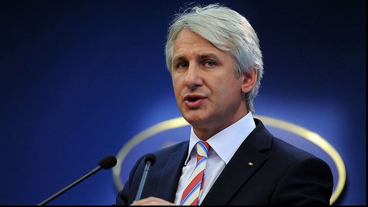 Guvernul a împrumutat o sumă uriașă de pe piețele externe. Ce face cu banii