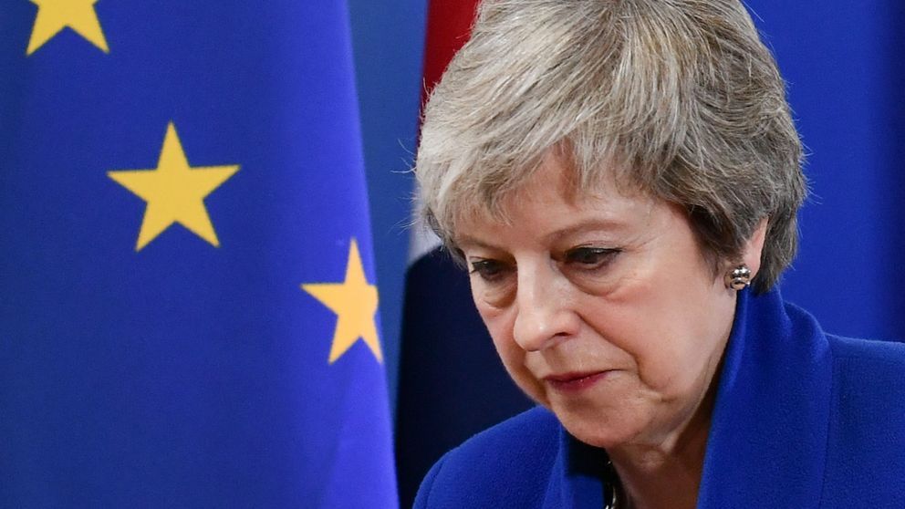 Care e planul B al premierului Theresa May pe Brexit. "Parcă suntem în Ziua Cârtiţei"