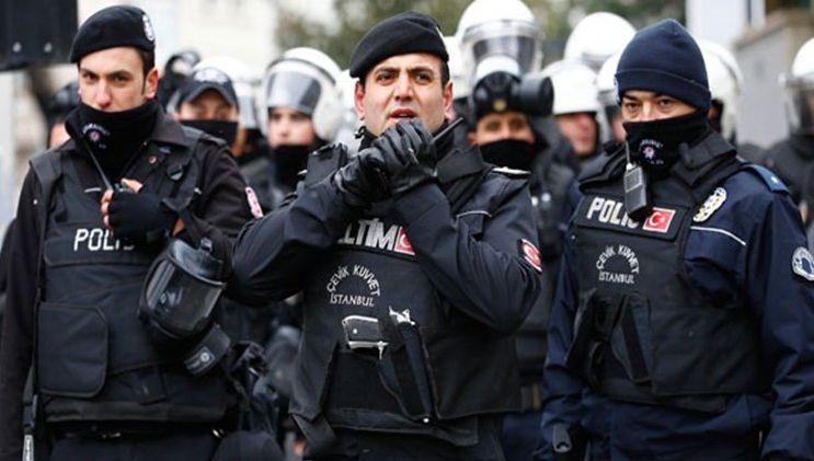 Noi arestări în serie în Turcia, în campania lui Erdogan împotriva opoziției