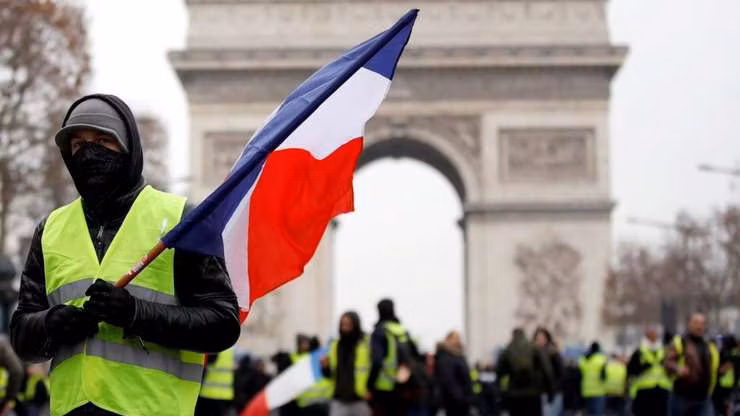 Ce vor protestatarii francezi. Cea mai puternică revendicare a vestelor galbene?