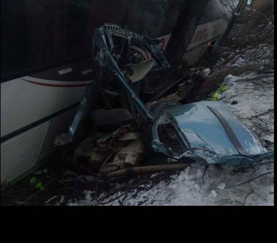 Plan roşu de intervenție după un accident cu autocar VIDEO