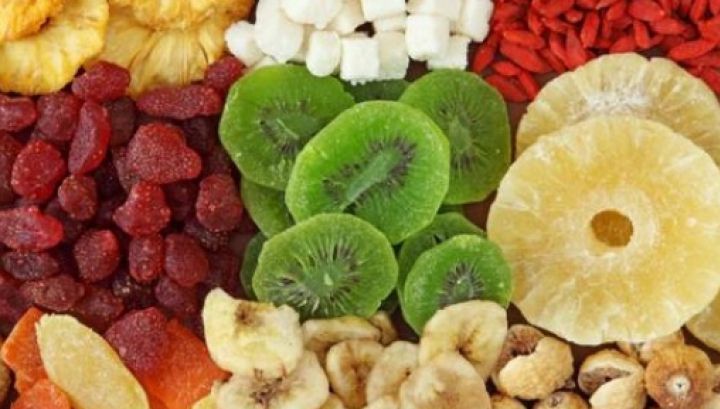 Adevărul despre fructele confiate pe care nimeni nu îl spune. Mai mănânci vreodată?