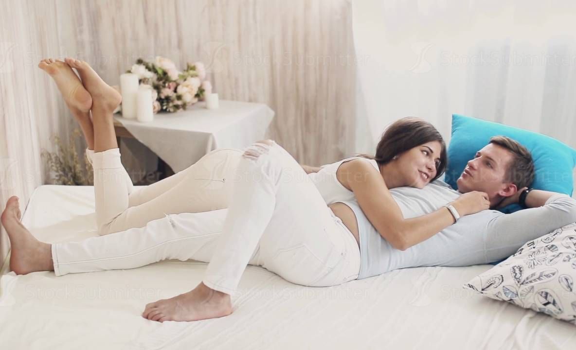 Poziţii sexuale care ard grăsimea de pe abdomen, după sărbători