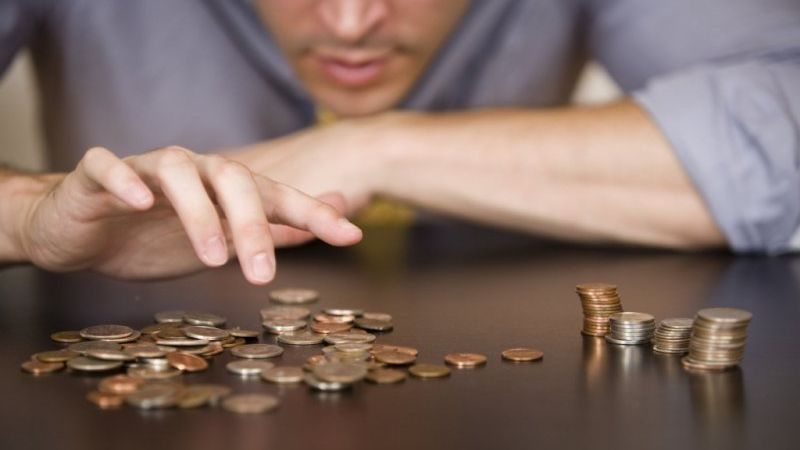 Salariu mediu net a crescut în noiembrie. Ce domeniu a primit cea mai mare majorare?