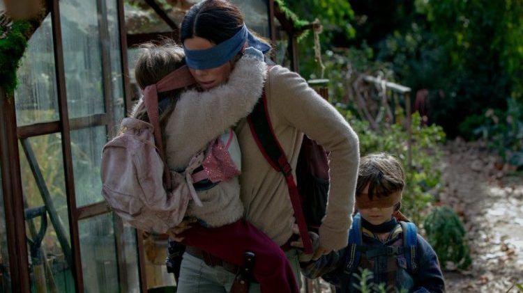 "Bird Box" este noua provocare mondială foarte, foarte periculoasă