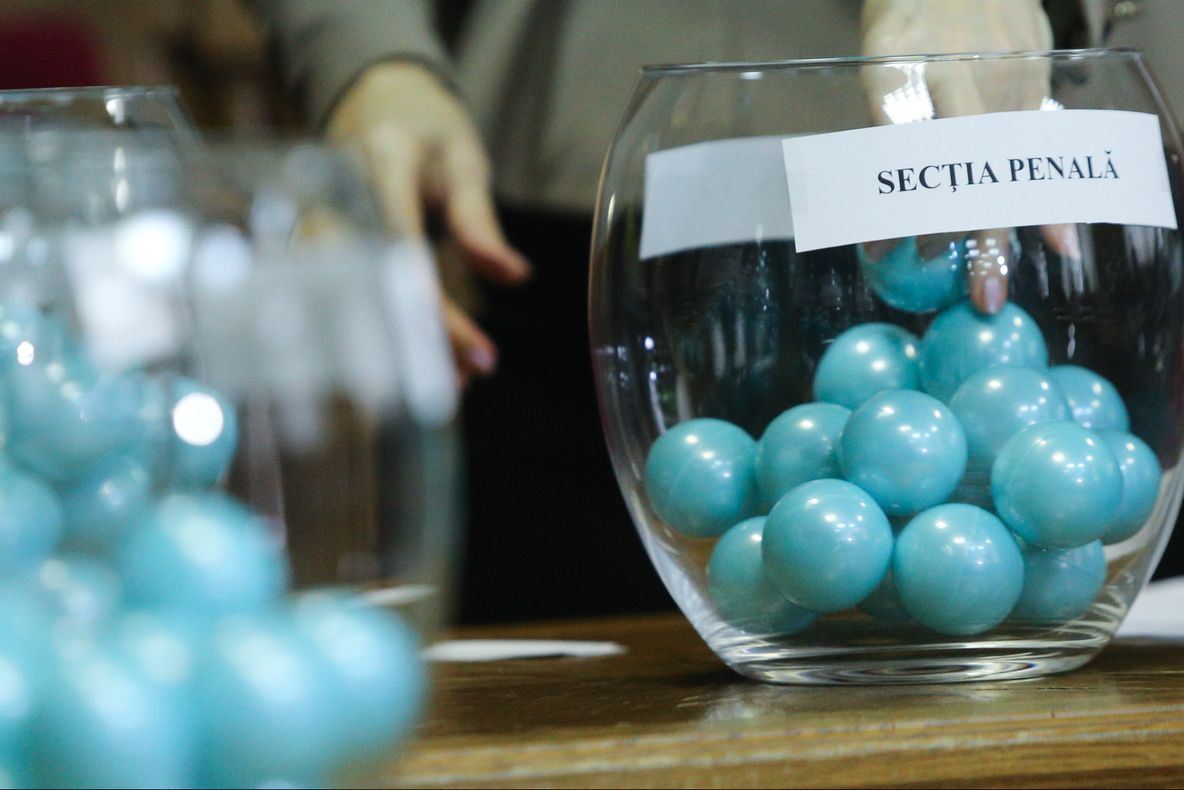 Judecătorii din CSM cer anchetă penală după întregistrările de la DNA