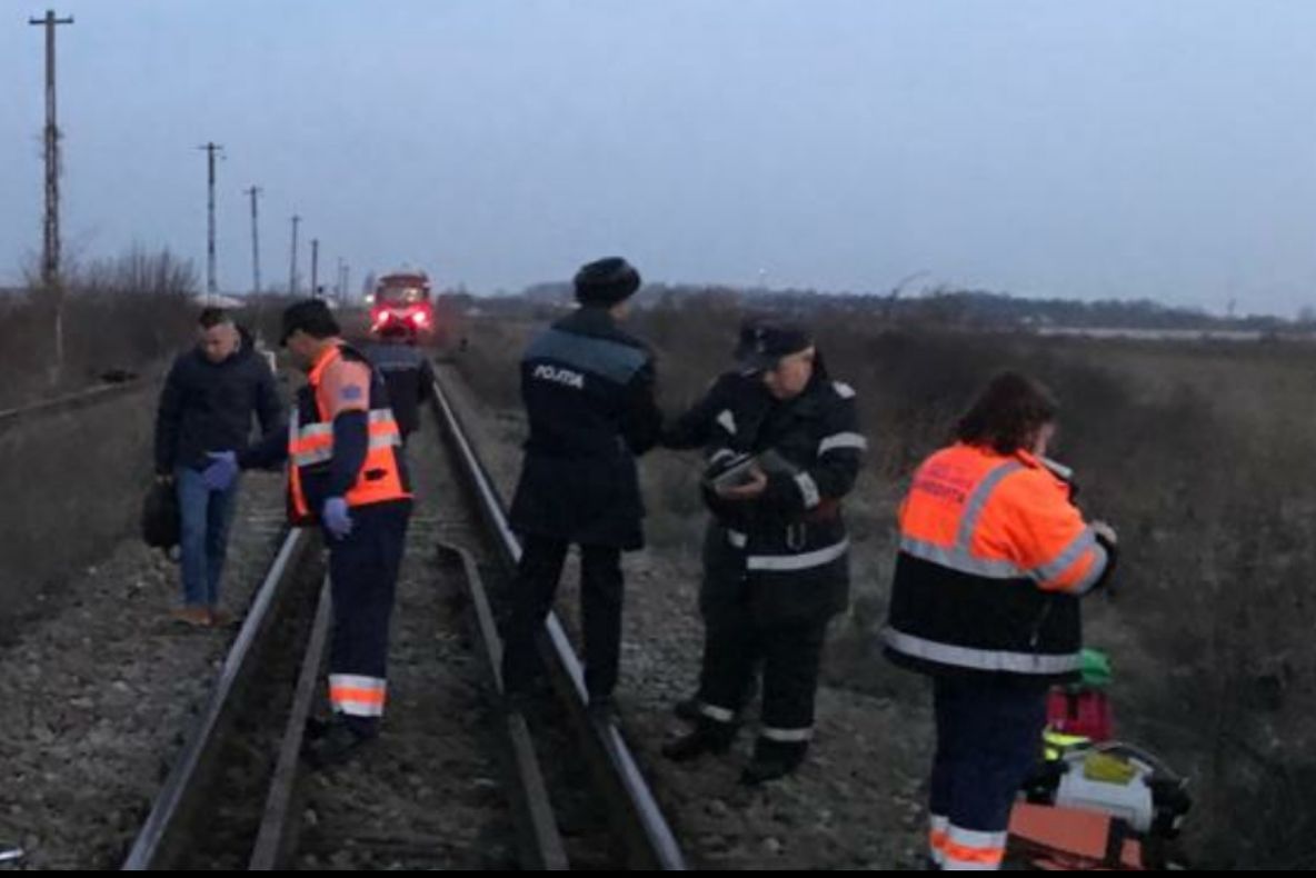 Trafic feroviar oprit în Bistriţa. Tren deraiat 