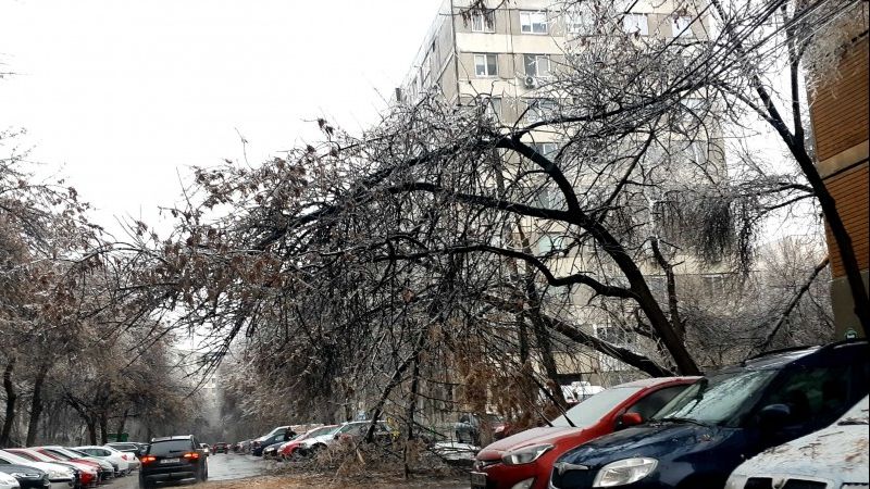 Primăria Sector 4 ajută proprietarii maşinilor avariate să întocmească dosarele de despăgubire