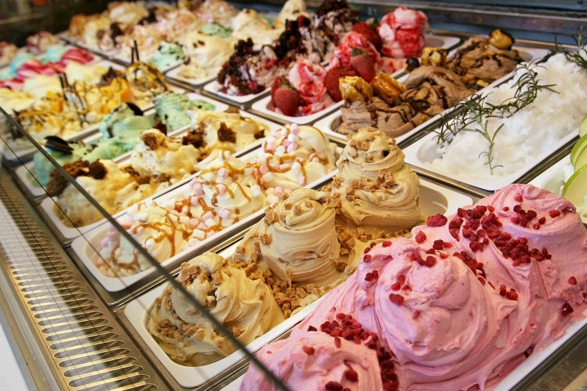 A fost creată înghețata care ajută la calmarea tusei! Inventatorii sunt români: ce preț va avea 