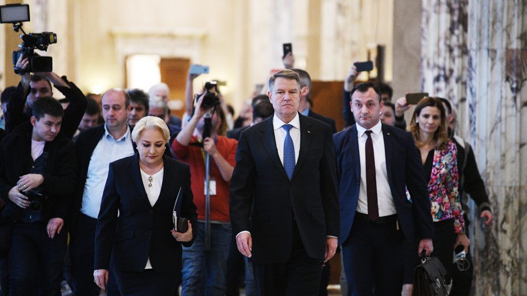 Mutare surpriză a coaliției de guvernare. Iohannis trebuie să ia o decizie