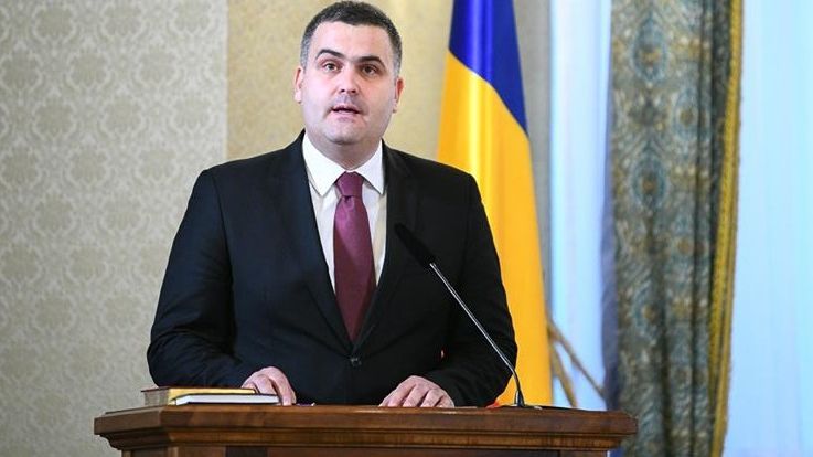 Iohannis, ATAC DEVASTATOR: Ministrul Apărării, incapabil să propună ceva legal 