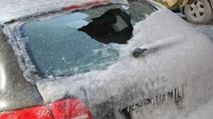 Cum să dezgheți rapid mașina 