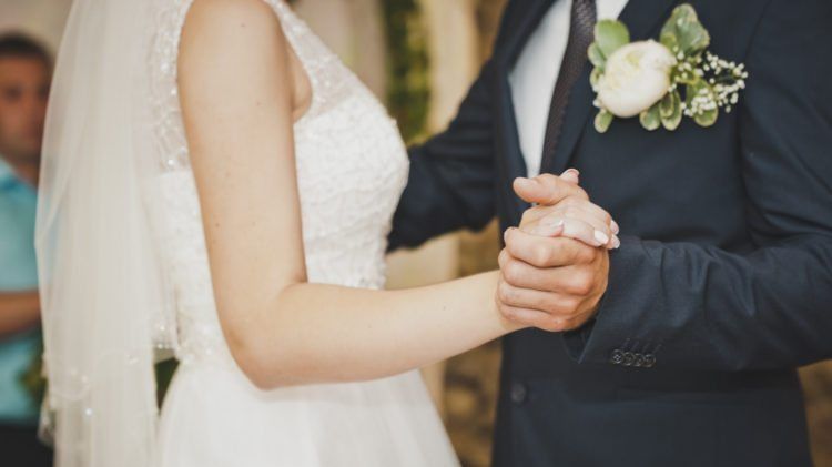 Locul în care divorțul se obține cu ținuta din ziua nunții