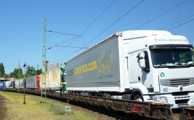 Mostă de "eficienţă" CFR Marfă: cum arunci pe apa sâmbetei 130 de milioane de euro (VIDEO)  