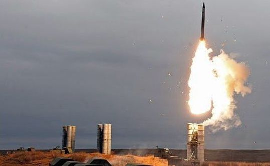 Marea Neagră fierbe. Jocuri de război rusești și americano-române în paralel