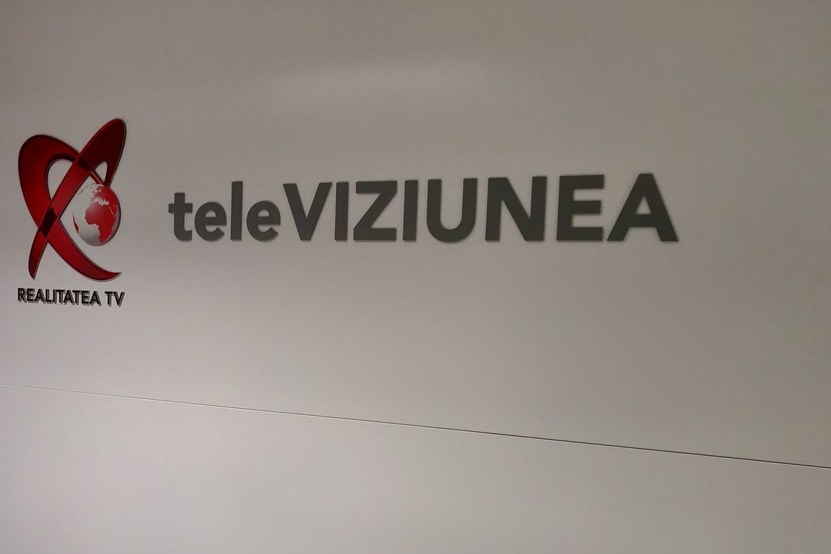 Credeți că decizia CNA de a suspenda emisia Realitatea TV este abuzivă? Mii de voturi!