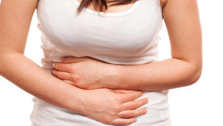 Trei simptome prin care organismul te avertizează că ar trebui să renunți la pâine