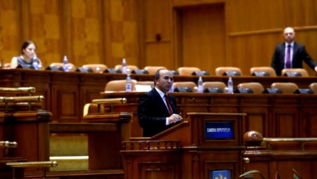 Recursul compensatoriu îi poate aduce lui Tudorel Toader o nouă moțiune