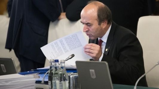 Toader, după decizia CCR pe protocoale: Vom adopta acte juridice de natură să îndrepte abuzurile