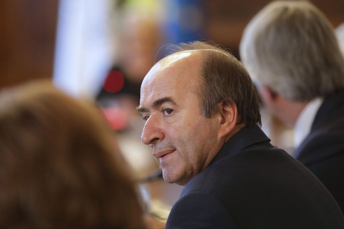 Toader, despre sesizarea CCR în cazul revocării lui Lazăr: Nu există altă cale de urmat