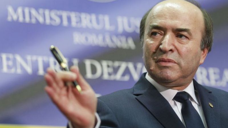 Toader acuză PG: Împiedică secţia de anchetă a magistraţilor să funcţioneze. O facem "Direcţie"