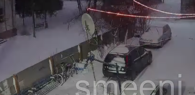 Ninsoare cu fulgere și tunete! Fenomen inexplicabil în România