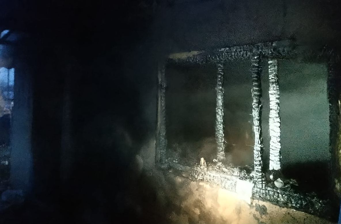 Dramă în Vaslui: Mamă și fiu, arși de vii în propria casă