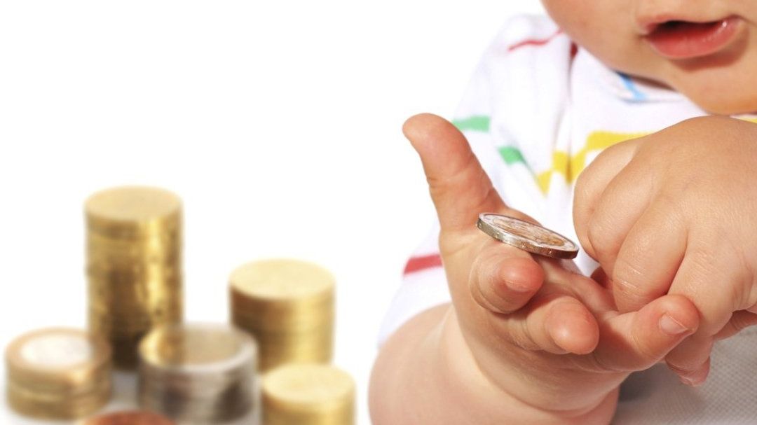 Alocația copiilor se dublează! Lovitură de teatru în Parlament