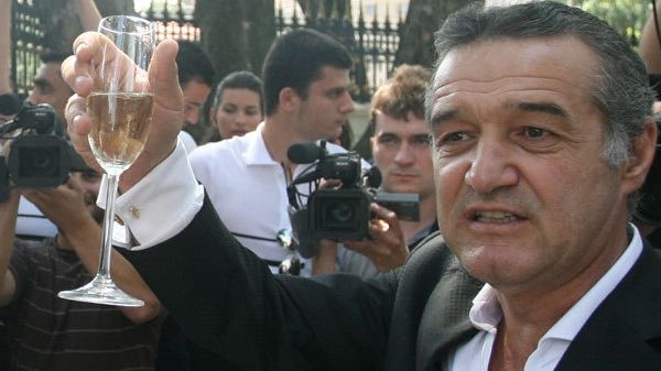Becali promite că se îmbată dacă Dinamo ajunge în play-off!