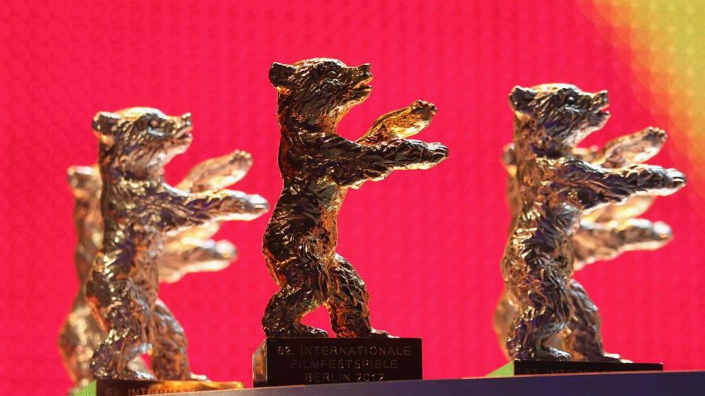 Un film cu doi români a fost recompensat la Berlinale 2019 cu Ursul de Argint