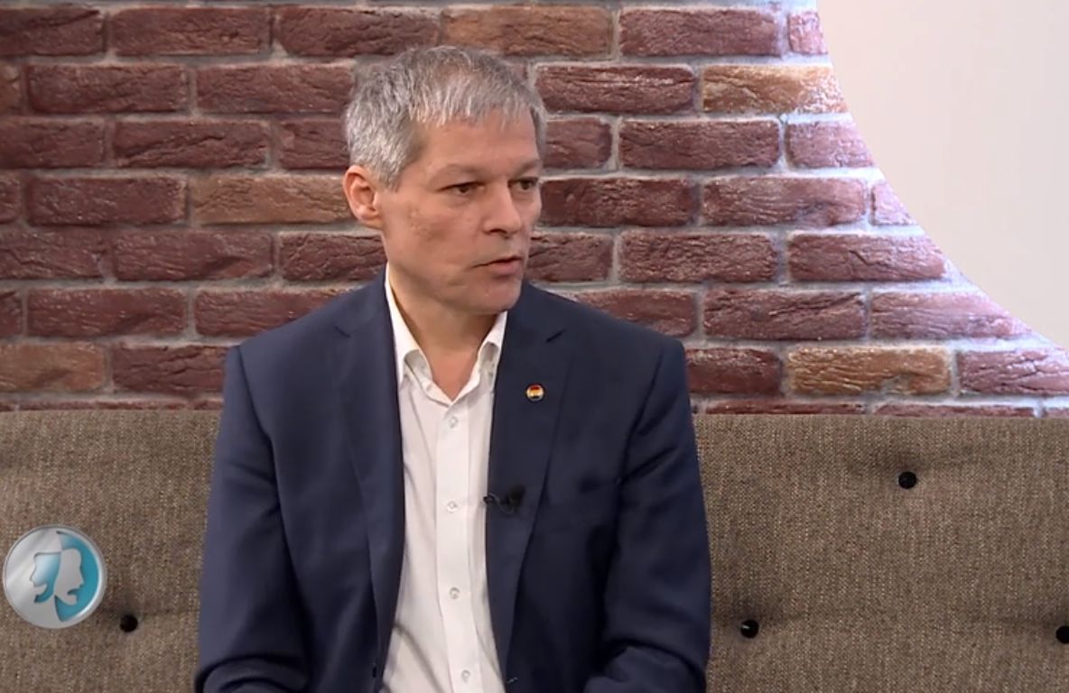 Dacian Cioloș s-a bâlbâit când a vorbit de Serviciile Secrete