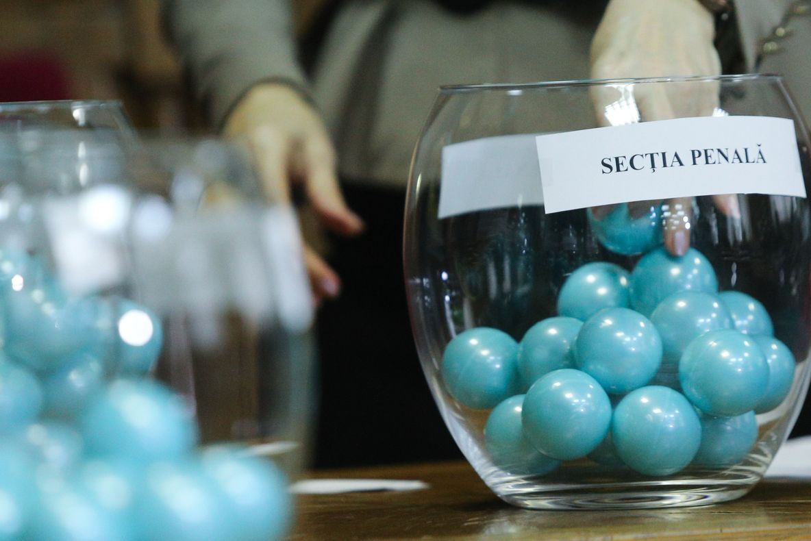 Procurorii, chemați să-și dea cu părerea pe ordonanțele privind legile justiției