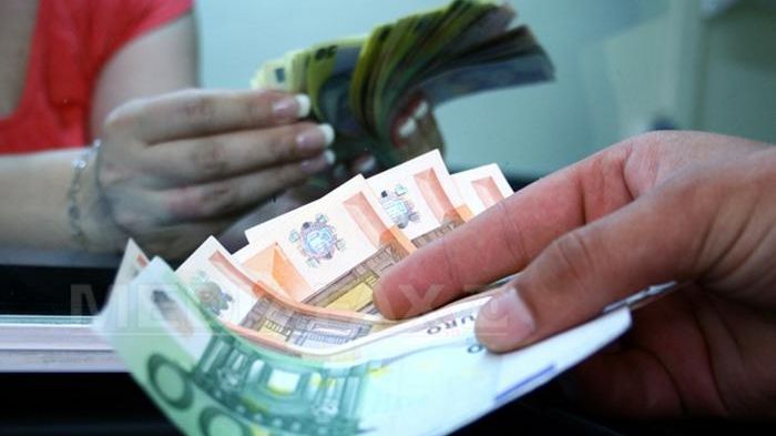 Analiștii financiari: Euro ar putea ajunge la noi recorduri în raport cu leul